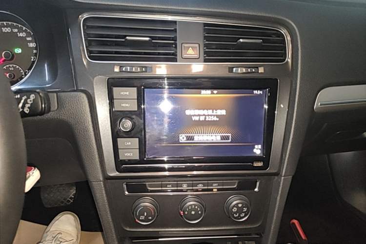 Used Volkswagen Golf 2019 1.6L Automatic Comfort Model China V Standard Audio And AC Panel