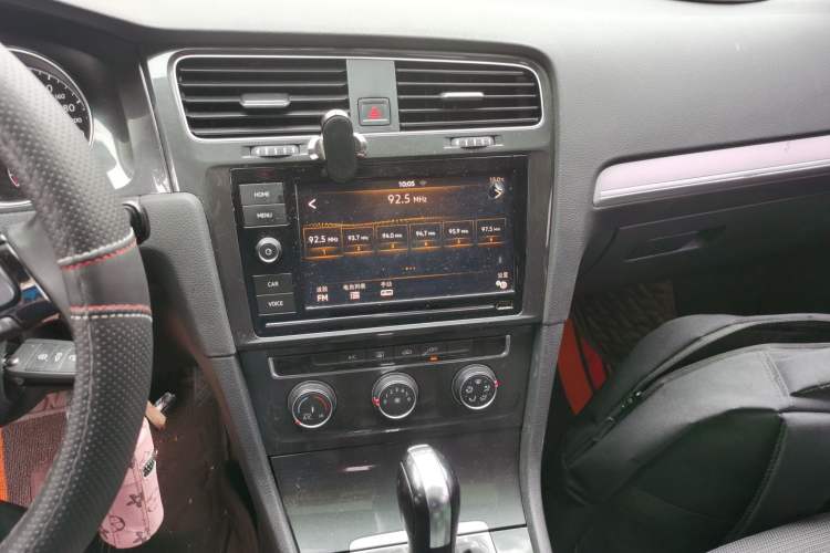 Used Volkswagen Golf 2019 280TSI DSG Comfort Version China VI Standard Audio And AC Panel