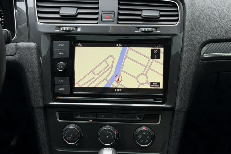 Used Volkswagen Golf 2019 280TSI DSG Luxury Version China VI Standard Audio And AC Panel
