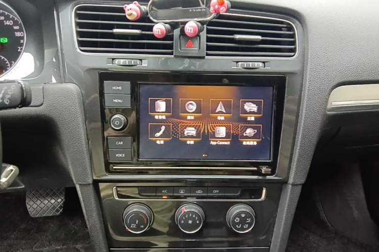 Used Volkswagen Golf 2019 1.6L Automatic Comfort Model China V Standard Audio And AC Panel
