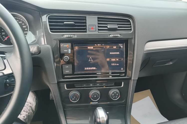Used Volkswagen Golf 2019 1.6L Automatic Comfort Model China V Standard Audio And AC Panel