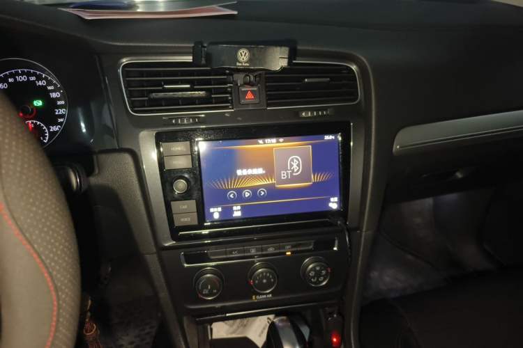 Used Volkswagen Golf 2019 1.6L Automatic Comfort Model China V Standard Audio And AC Panel
