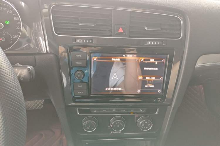 Used Volkswagen Golf 2019 280TSI DSG Luxury Version China V Standard Audio And AC Panel