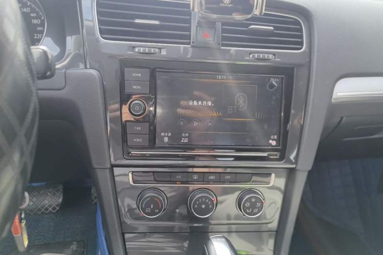 Used Volkswagen Golf 2019 200TSI DSG Comfort & Ambition Edition China VI Standard Audio And AC Panel