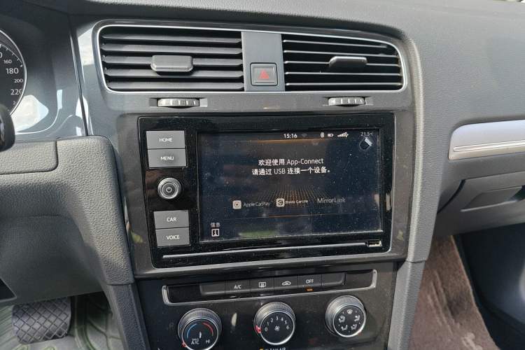 Used Volkswagen Golf 2019 280TSI DSG Comfort Version China VI Standard Audio And AC Panel
