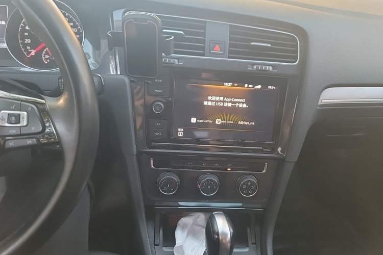 Used Volkswagen Golf 2019 1.6L Automatic Comfort Model China V Standard Audio And AC Panel