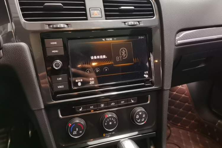 Used Volkswagen Golf 2019 280TSI DSG Luxury Version China V Standard Audio And AC Panel