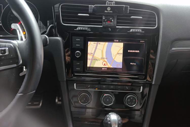 Used Volkswagen Golf 2019 280TSI DSG R-Line Model China V Standard Audio And AC Panel