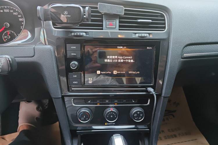 Used Volkswagen Golf 2019 280TSI DSG Luxury Version China V Standard Audio And AC Panel