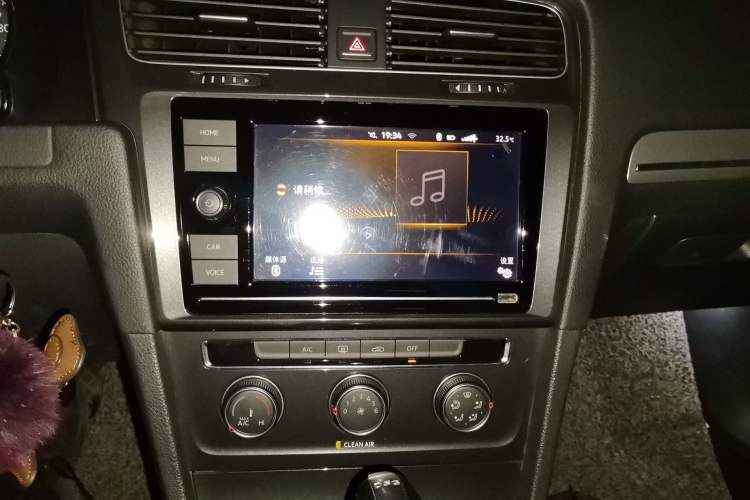 Used Volkswagen Golf 2019 280TSI DSG Comfort Version China V Standard Audio And AC Panel