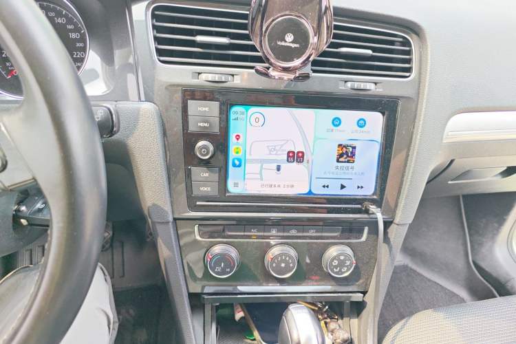 Used Volkswagen Golf 2019 280TSI DSG Comfort Version China V Standard Audio And AC Panel