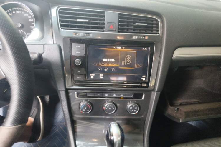 Used Volkswagen Golf 2019 280TSI DSG Comfort Version China VI Standard Audio And AC Panel