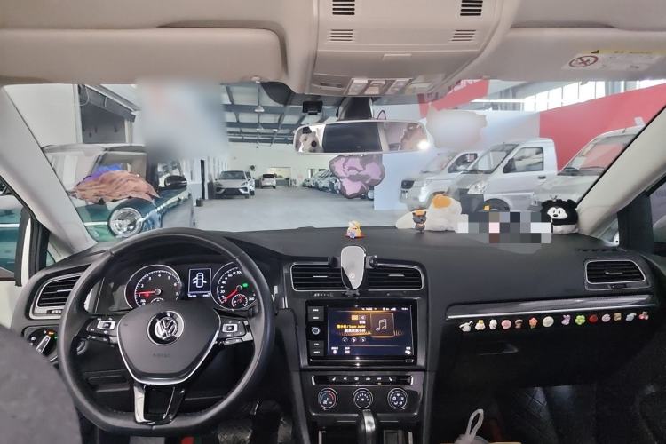 Used Volkswagen Golf 2019 280TSI DSG Luxury Version China V Standard Center Console