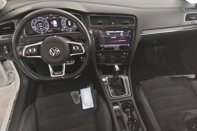 Used Volkswagen Golf 2019 280TSI DSG Flagship Model China V Standard Center Console