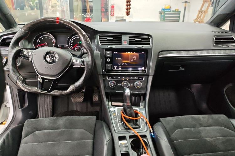 Used Volkswagen Golf 2019 280TSI DSG Flagship Model China V Standard Center Console