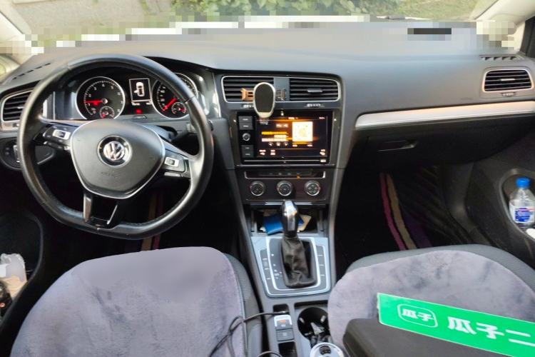 Used Volkswagen Golf 2019 280TSI DSG Comfort Version China V Standard Center Console
