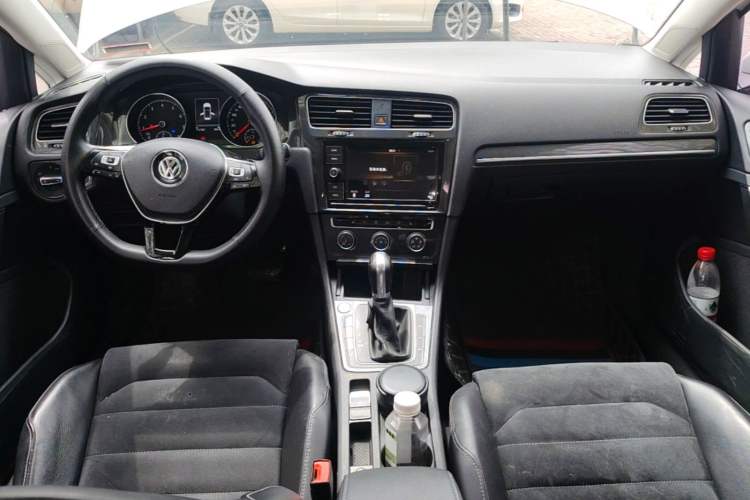 Used Volkswagen Golf 2019 280TSI DSG Luxury Version China V Standard Center Console