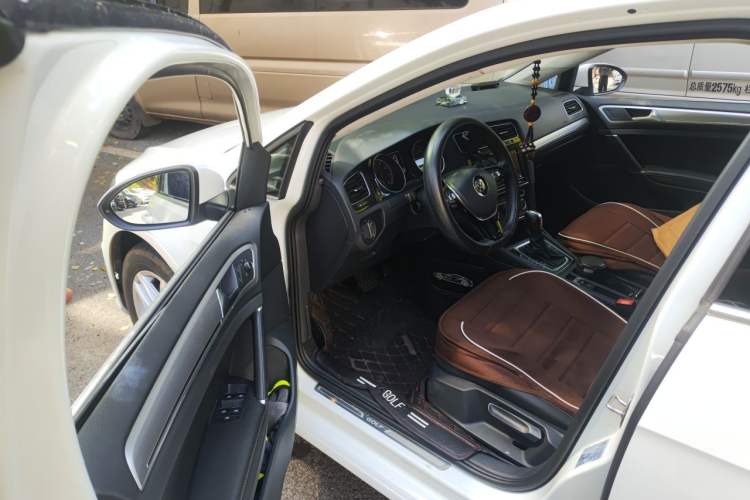 Used Volkswagen Golf 2019 280TSI DSG Comfort Version China VI Standard Driver Seat