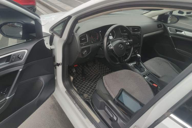 Used Volkswagen Golf 2019 280TSI DSG Comfort Version China VI Standard Driver Seat