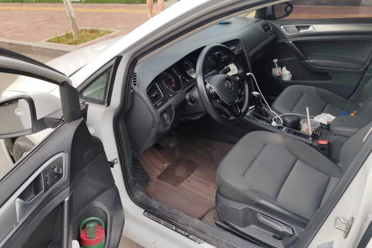Used Volkswagen Golf 2019 1.6L Automatic Comfort Model China V Standard Driver Seat