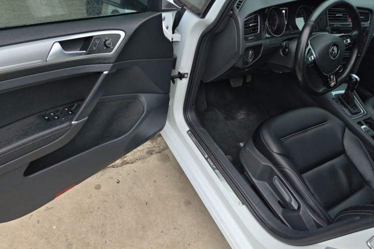 Used Volkswagen Golf 2019 280TSI DSG Comfort Version China V Standard Driver Seat