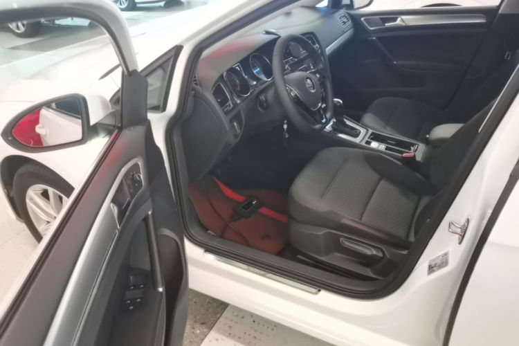 Used Volkswagen Golf 2019 280TSI DSG Comfort Version China VI Standard Driver Seat