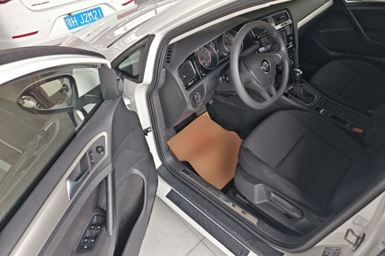 Used Volkswagen Golf 2019 1.6L Automatic Fashion Model China V Standard Driver Seat