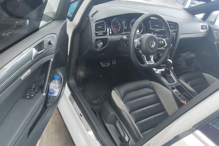 Used Volkswagen Golf 2019 280TSI DSG R-Line Model China V Standard Driver Seat