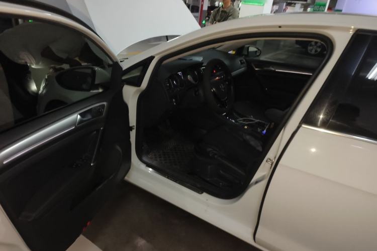 Used Volkswagen Golf 2019 1.6L Automatic Comfort Model China V Standard Driver Seat