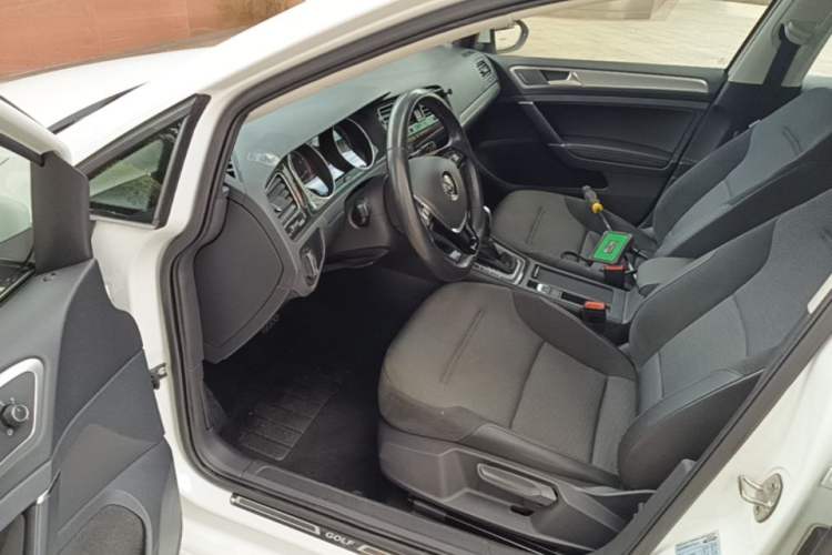 Used Volkswagen Golf 2019 280TSI DSG Comfort Version China VI Standard Driver Seat
