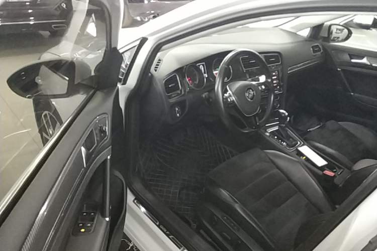 Used Volkswagen Golf 2019 280TSI DSG Luxury Version China V Standard Driver Seat