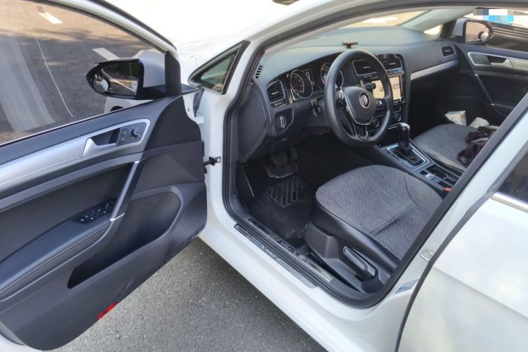 Used Volkswagen Golf 2019 1.6L Automatic Comfort Model China V Standard Driver Seat