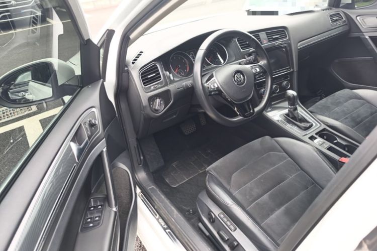 Used Volkswagen Golf 2019 280TSI DSG Luxury Version China VI Standard Driver Seat