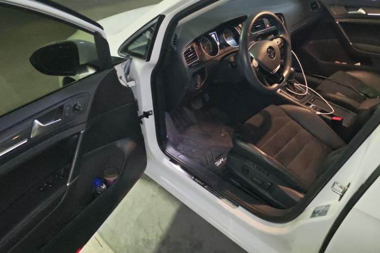 Used Volkswagen Golf 2019 280TSI DSG Luxury Version China VI Standard Driver Seat