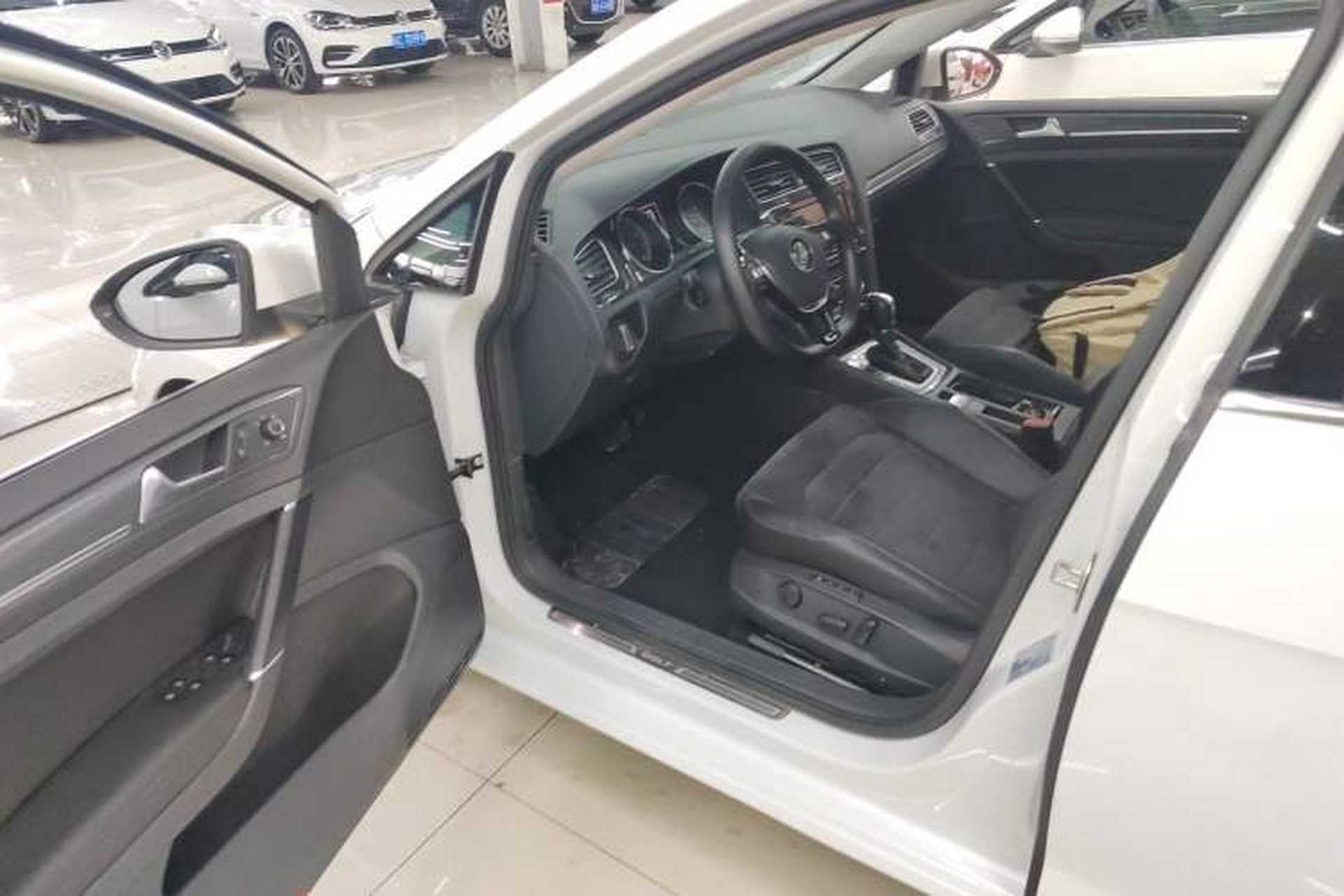 Used Volkswagen Golf 2019 280TSI DSG Luxury Version China VI Standard Driver Seat