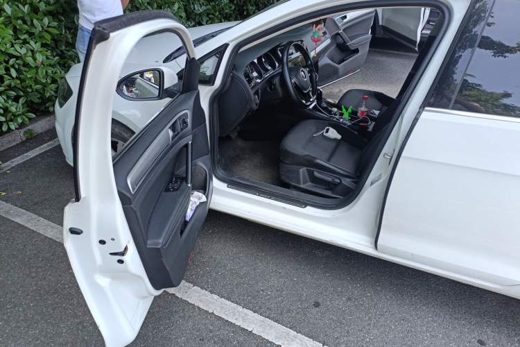 Used Volkswagen Golf 2019 1.6L Automatic Comfort Model China V Standard Driver Seat