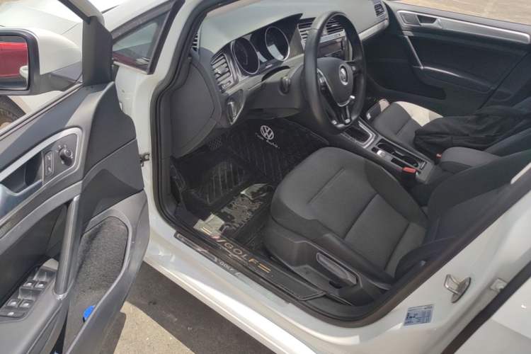 Used Volkswagen Golf 2019 1.6L Automatic Comfort Model China V Standard Driver Seat