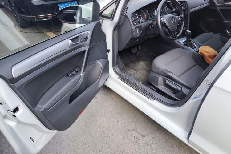 Used Volkswagen Golf 2019 280TSI DSG Comfort Version China V Standard Driver Seat