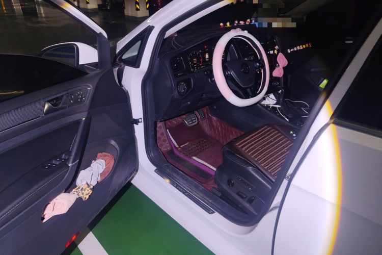 Used Volkswagen Golf 2019 280TSI DSG Luxury Version China VI Standard Driver Seat