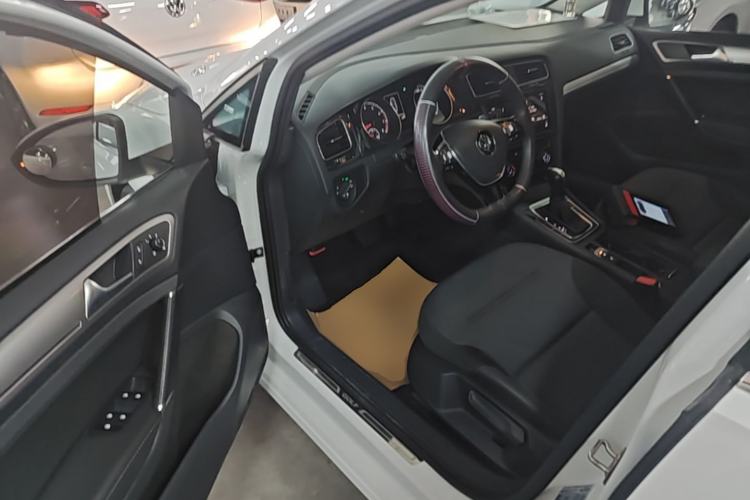 Used Volkswagen Golf 2019 1.6L Automatic Comfort Model China V Standard Driver Seat