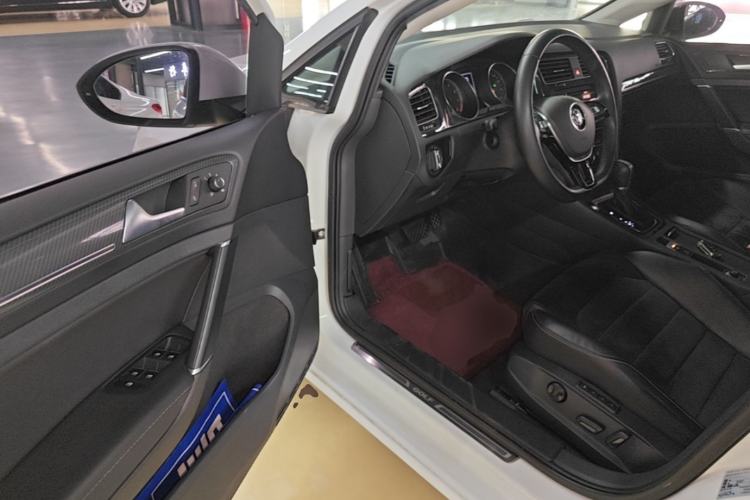 Used Volkswagen Golf 2019 280TSI DSG Luxury Version China V Standard Driver Seat