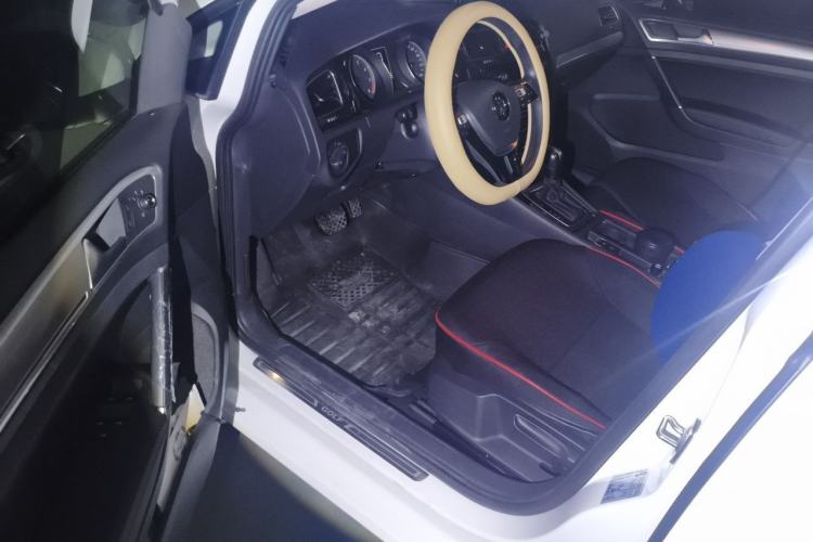 Used Volkswagen Golf 2019 280TSI DSG Comfort Version China VI Standard Driver Seat