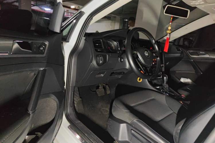 Used Volkswagen Golf 2019 280TSI DSG Comfort Version China V Standard Driver Seat