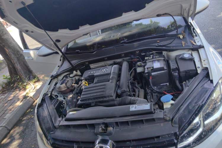 Used Volkswagen Golf 2019 280TSI DSG Comfort Version China V Standard Engine Bay
