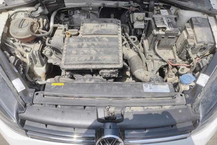 Used Volkswagen Golf 2019 1.6L Automatic Comfort Model China V Standard Engine Bay