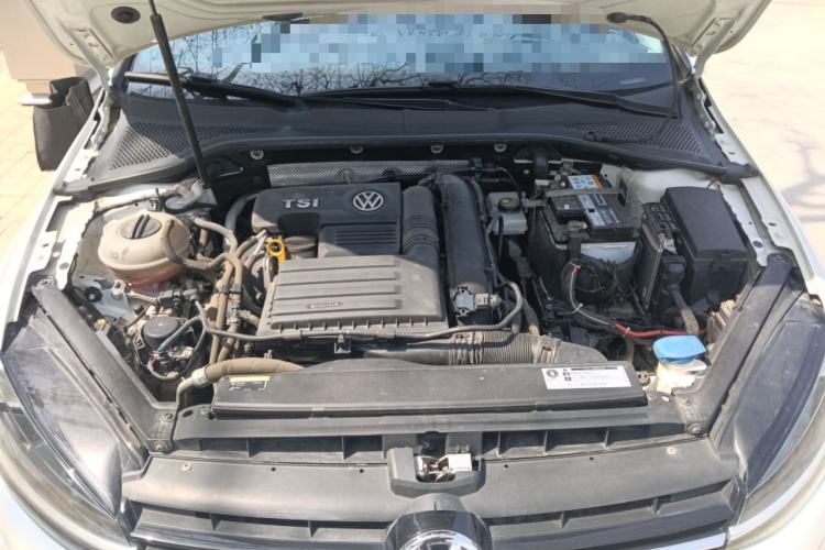 Used Volkswagen Golf 2019 280TSI DSG Comfort Version China VI Standard Engine Bay