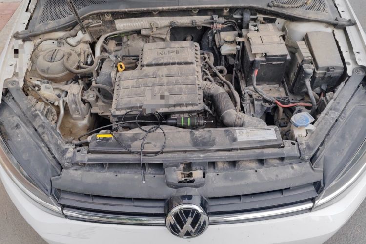 Used Volkswagen Golf 2019 1.6L Automatic Comfort Model China V Standard Engine Bay