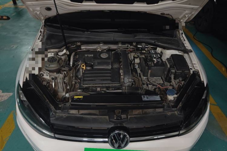 Used Volkswagen Golf 2019 280TSI DSG Comfort Version China V Standard Engine Bay
