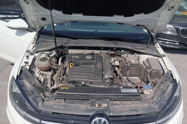 Used Volkswagen Golf 2019 280TSI DSG Comfort Version China V Standard Engine Bay