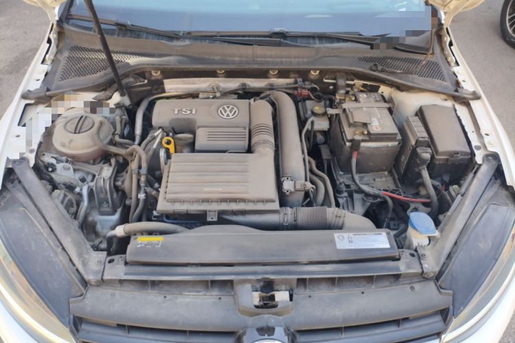 Used Volkswagen Golf 2019 280TSI DSG Luxury Version China V Standard Engine Bay